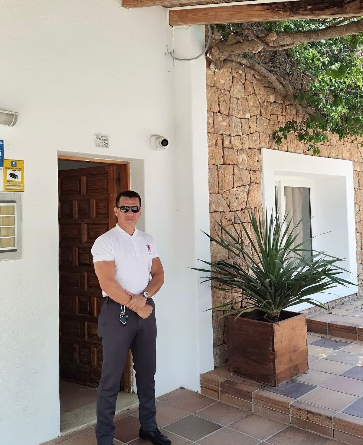 Servicio de auxiliares de servicios en Ibiza